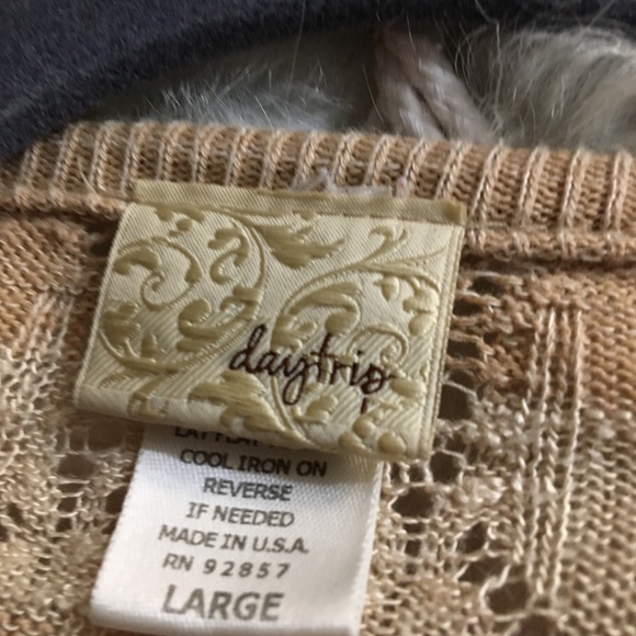 Sweater - Picture 2 of 2